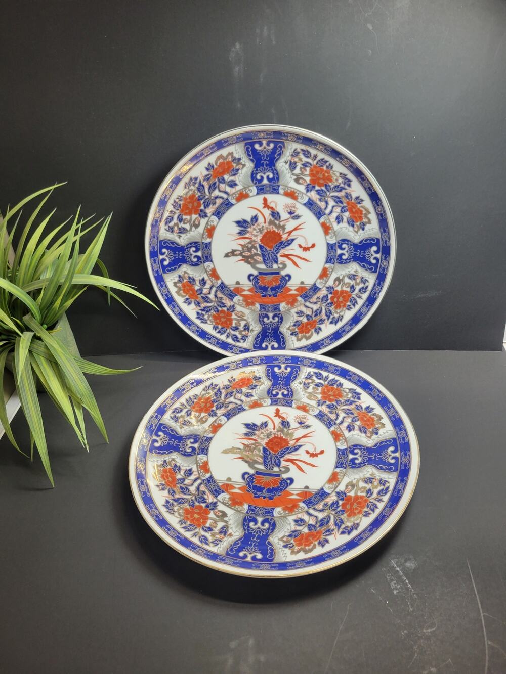 2 Vintage UCGC Imari Plates Cobalt Blue Rust Flowers Vase Gold & Blue Leaves 10”